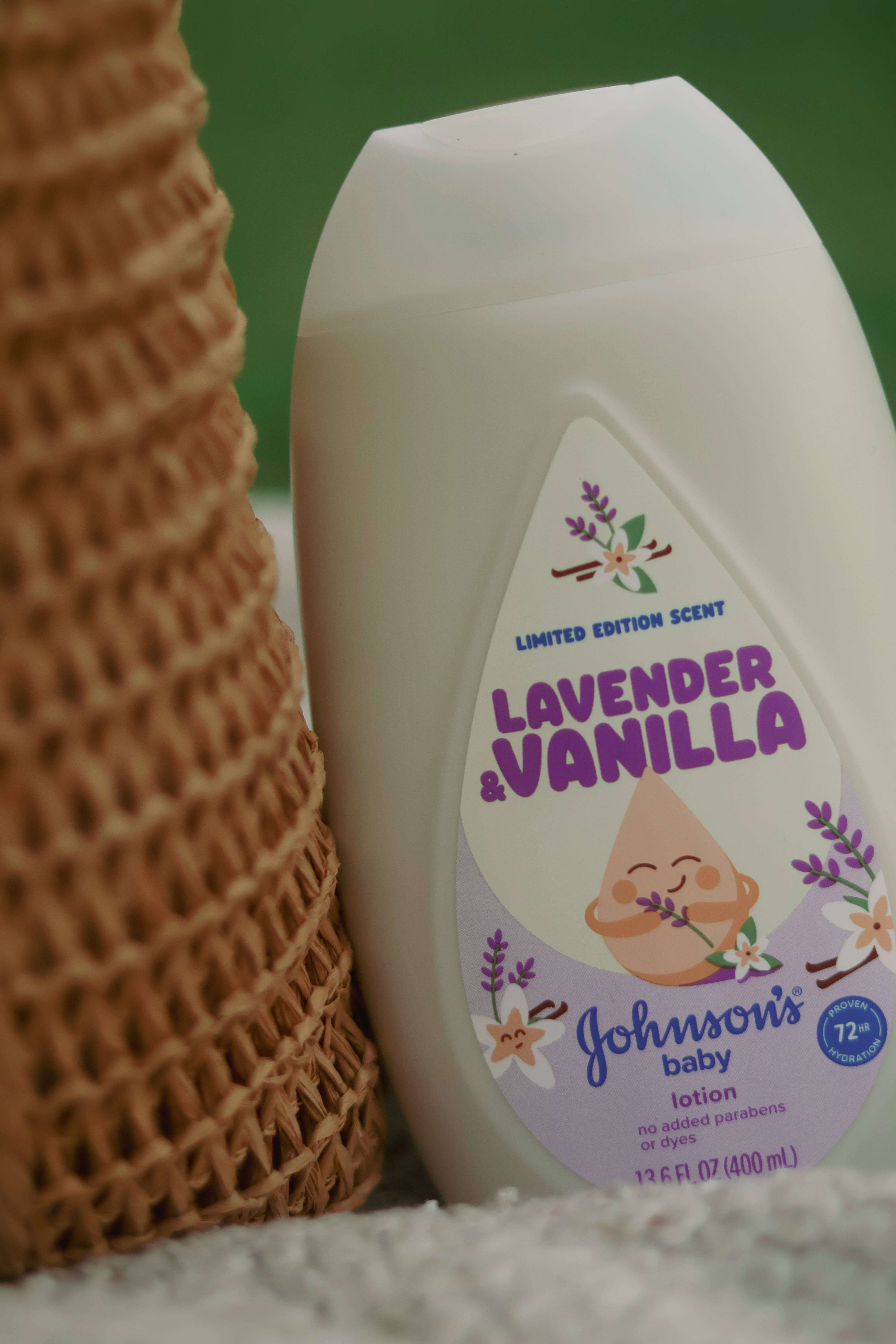 Johnson's Lavender & Vanilla Still